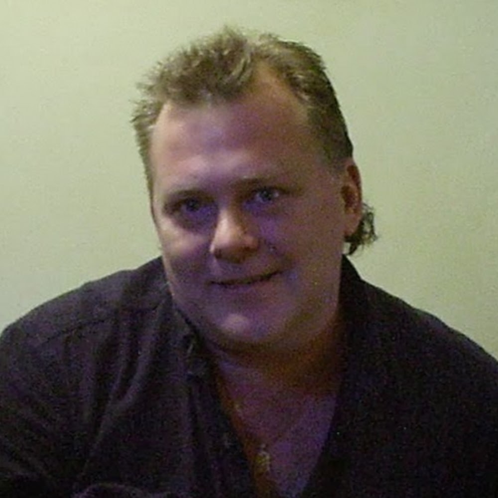 Meet your Posher, Mike